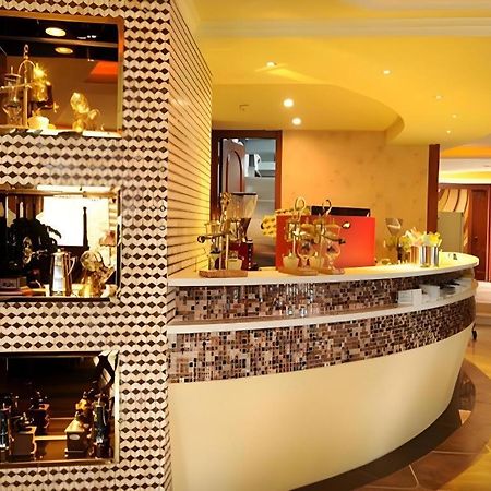 Chengdu French Theme Gold Palace Ngoại thất bức ảnh