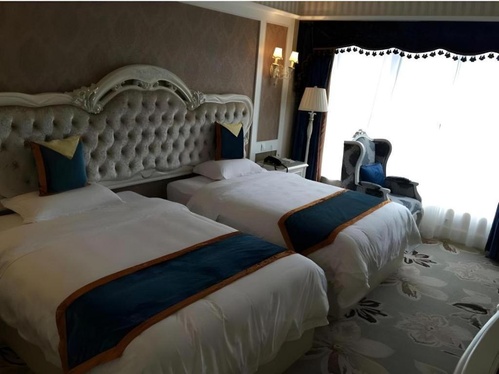 Chengdu French Theme Gold Palace Ngoại thất bức ảnh