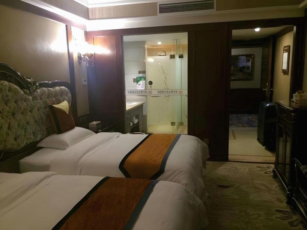 Chengdu French Theme Gold Palace Ngoại thất bức ảnh