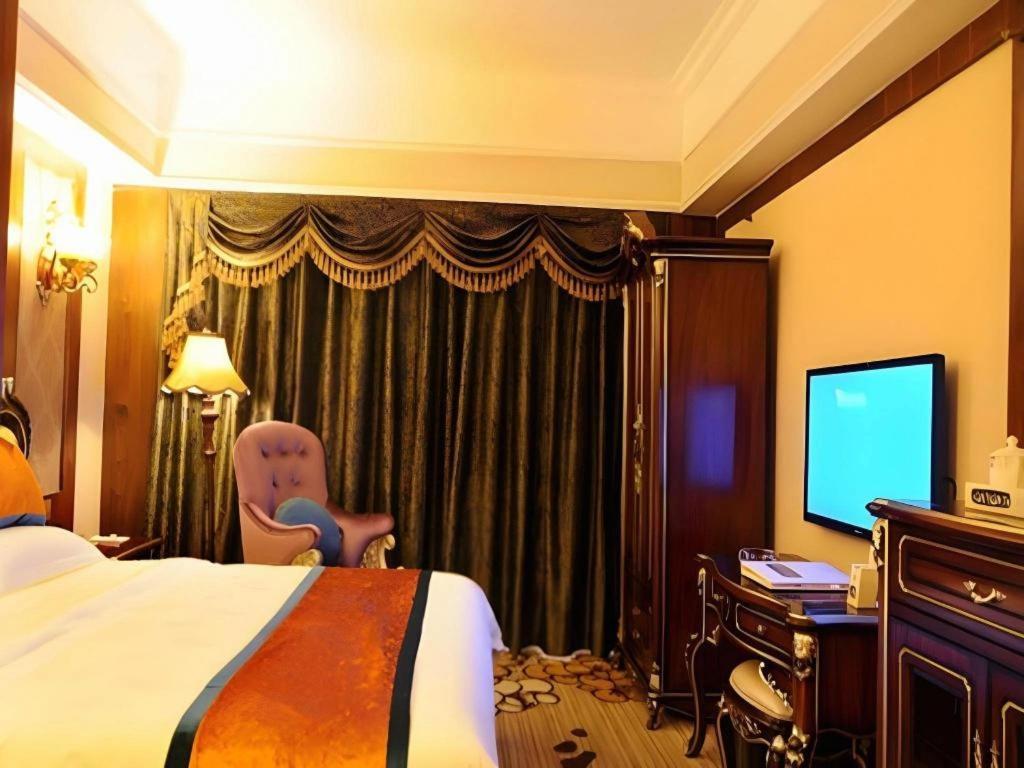 Chengdu French Theme Gold Palace Ngoại thất bức ảnh