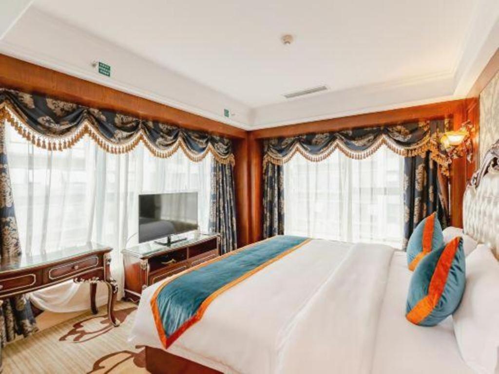 Chengdu French Theme Gold Palace Ngoại thất bức ảnh